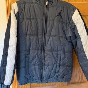 Jordan Boys Grey and Black Hooded Puffer Jacket